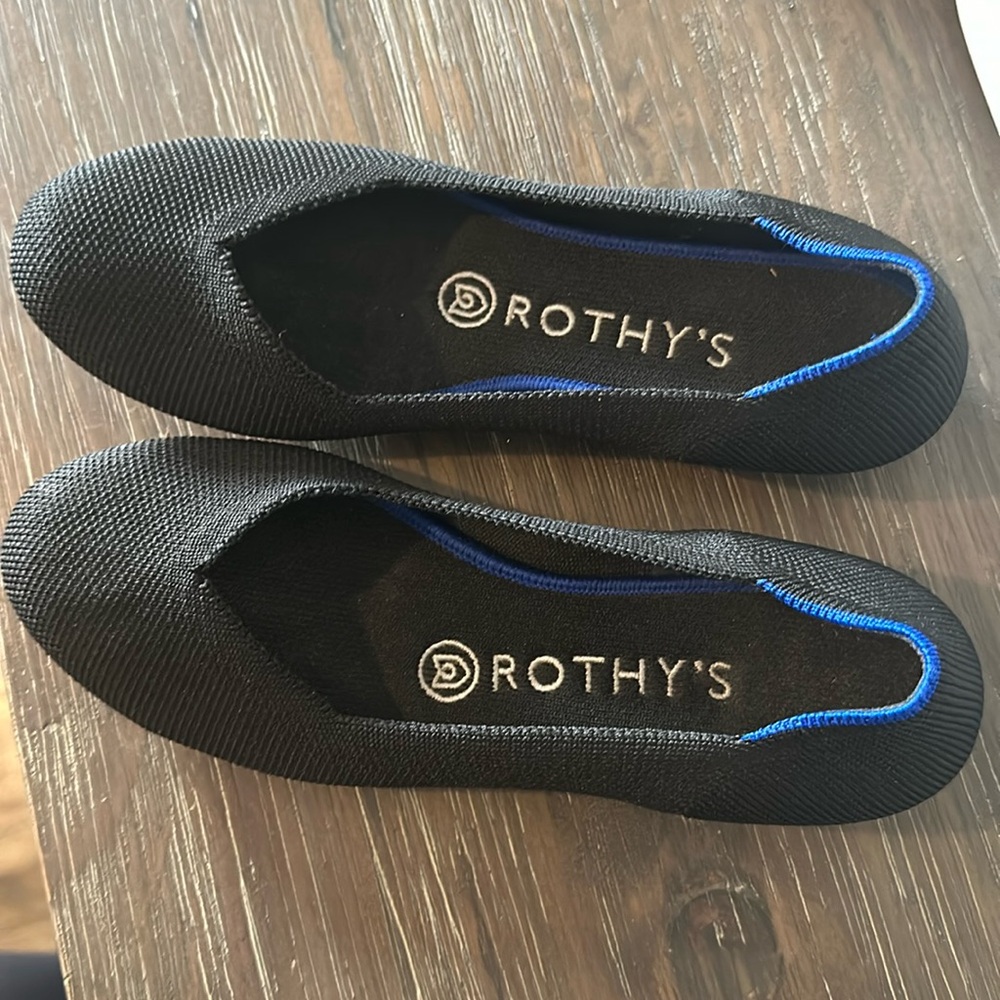 Black Rothy’s Flats - Picture 3 of 8